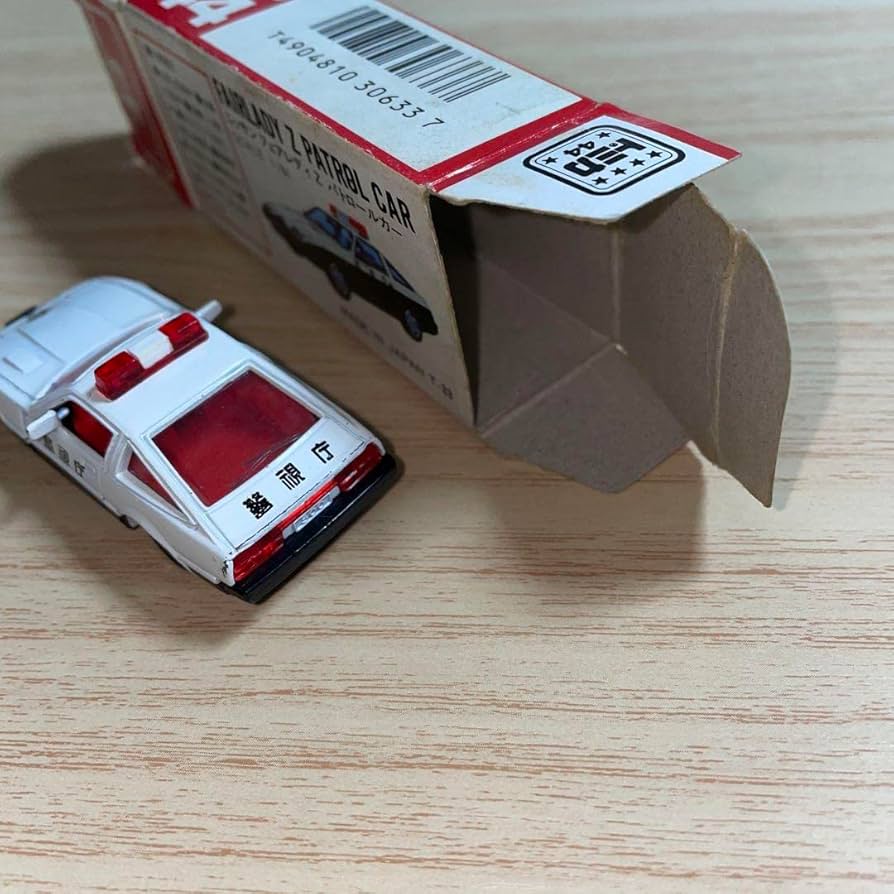 Amazon.co.jp: 399 トミカ no44 日産 フェアレディZ パトカー